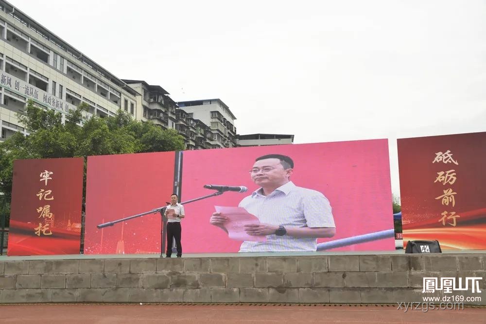 点燃十万明灯：深度解析金榜题名背后的教育热望与行业趋势
